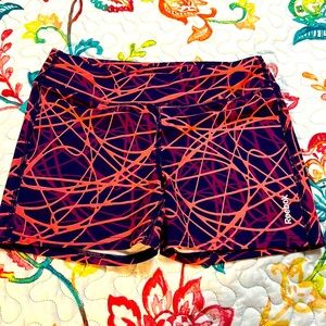 Reebok Girls Compression Shorts Mosaic Design Geometric Swirls Volleyball Size M